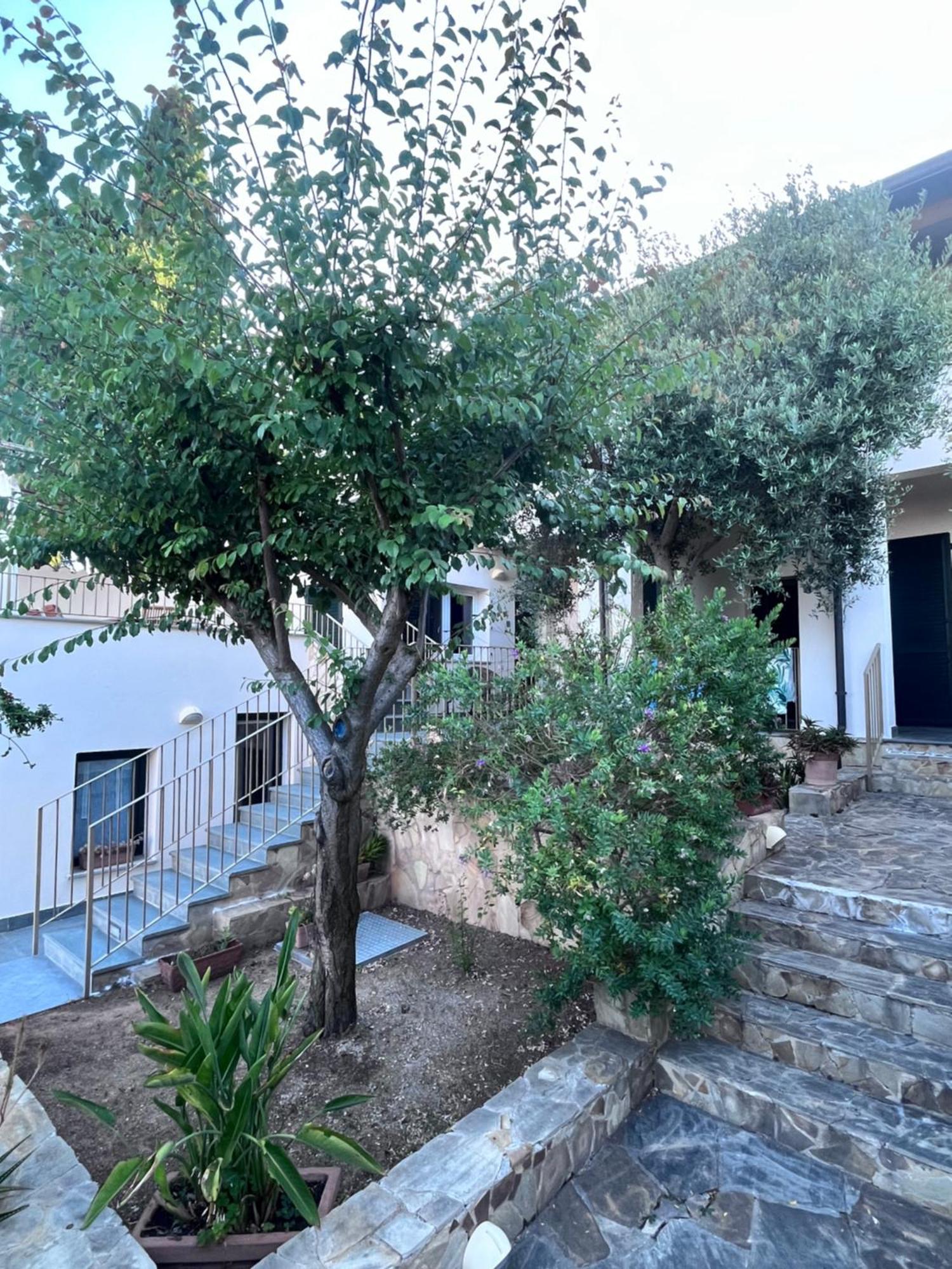 Villa Fatta Di Sogni Pula Eksteriør bilde